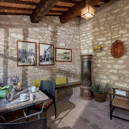 I Casali Di Benveduti Gubbio