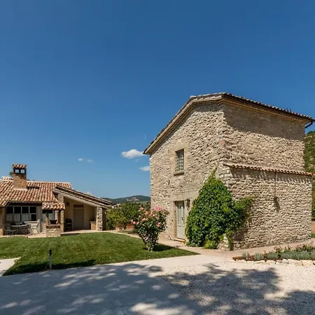 I Casali Di Benveduti Apartman *