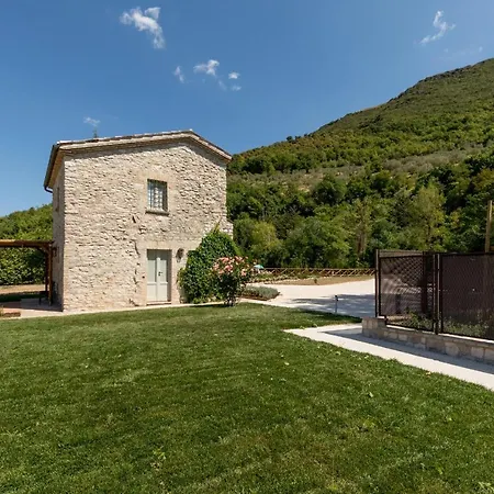 I Casali Di Benveduti * Gubbio